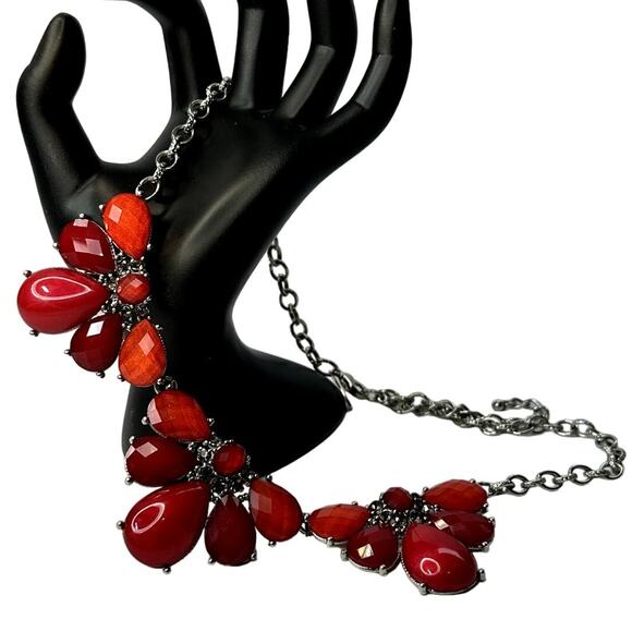 EUC New York & Company Red and Silver Statement Necklace Evening Cocktail Party - Picture 1 of 8